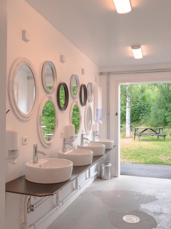 Bjoerkbackens Stugby I Vimmerby Exterior photo