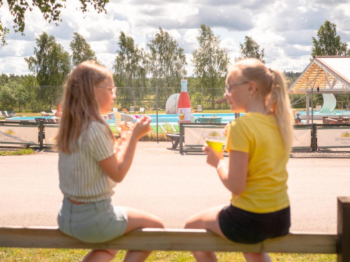 Bjoerkbackens Stugby I Vimmerby Exterior photo